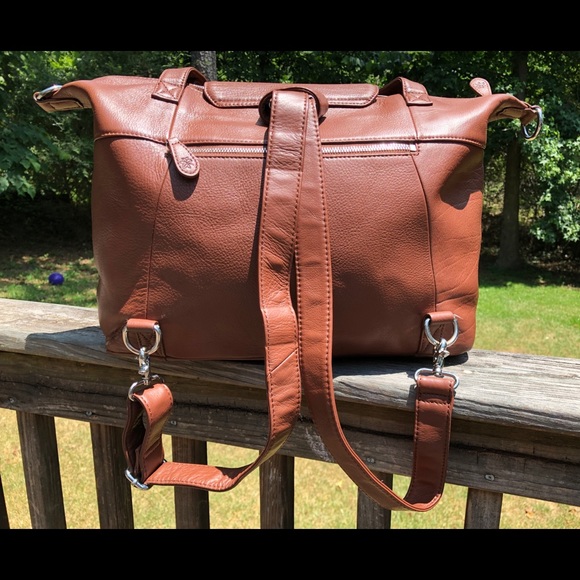 โโ SOLD โโ Lily Jade BRANDY Madeline Bag - Picture 4 of 8